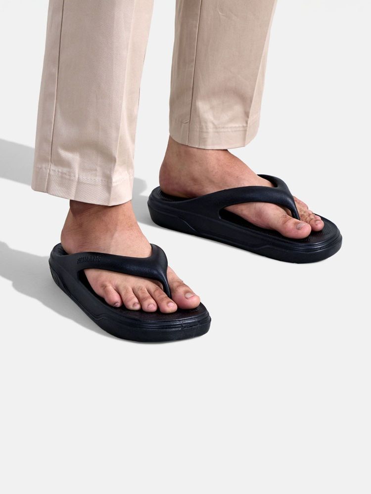 neemans Neeman's Unisex Black Solid Cushers Flipflops-picture-15