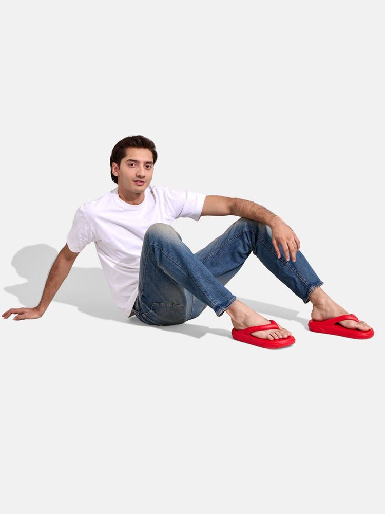 Neeman's Unisex Red Solid Cushers Flipflops-image-47
