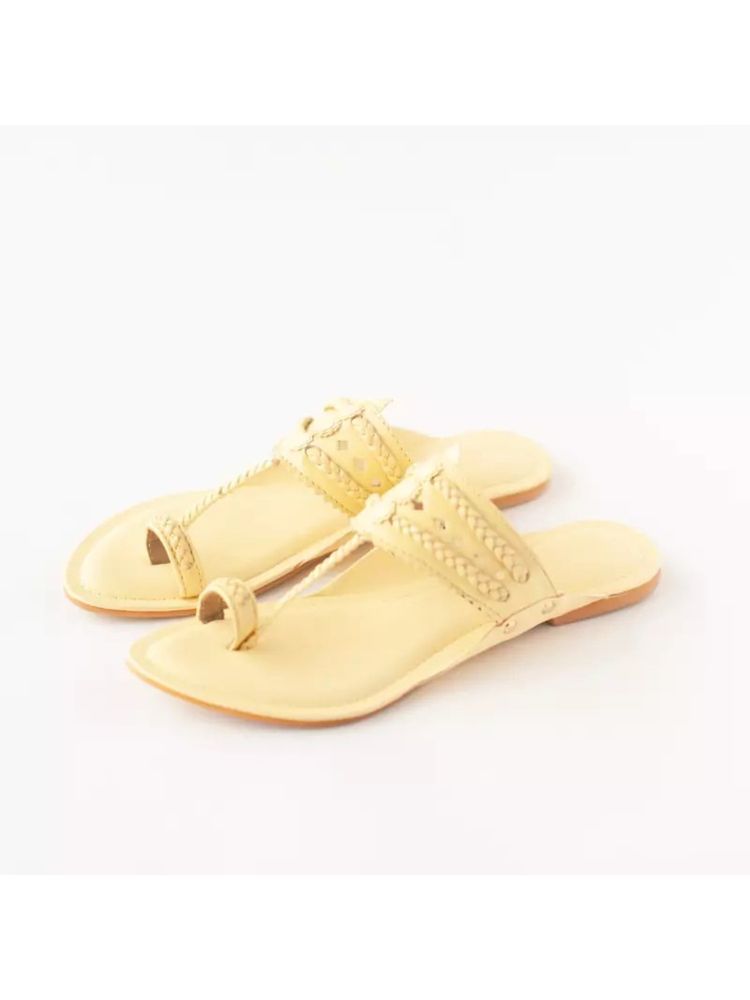 AUZORI Women Butter Yellow Kolhapuri - Yellow-image-10