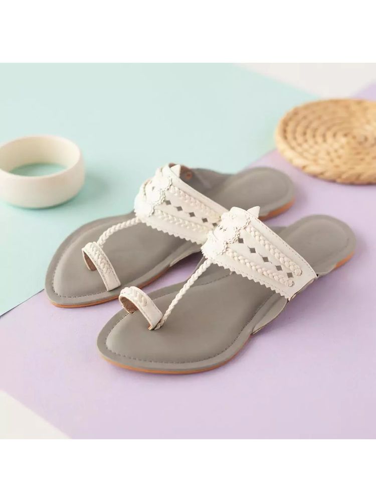AUZORI Women Stone Grey and White Two Coloured Kolhapuri - Grey-image-44