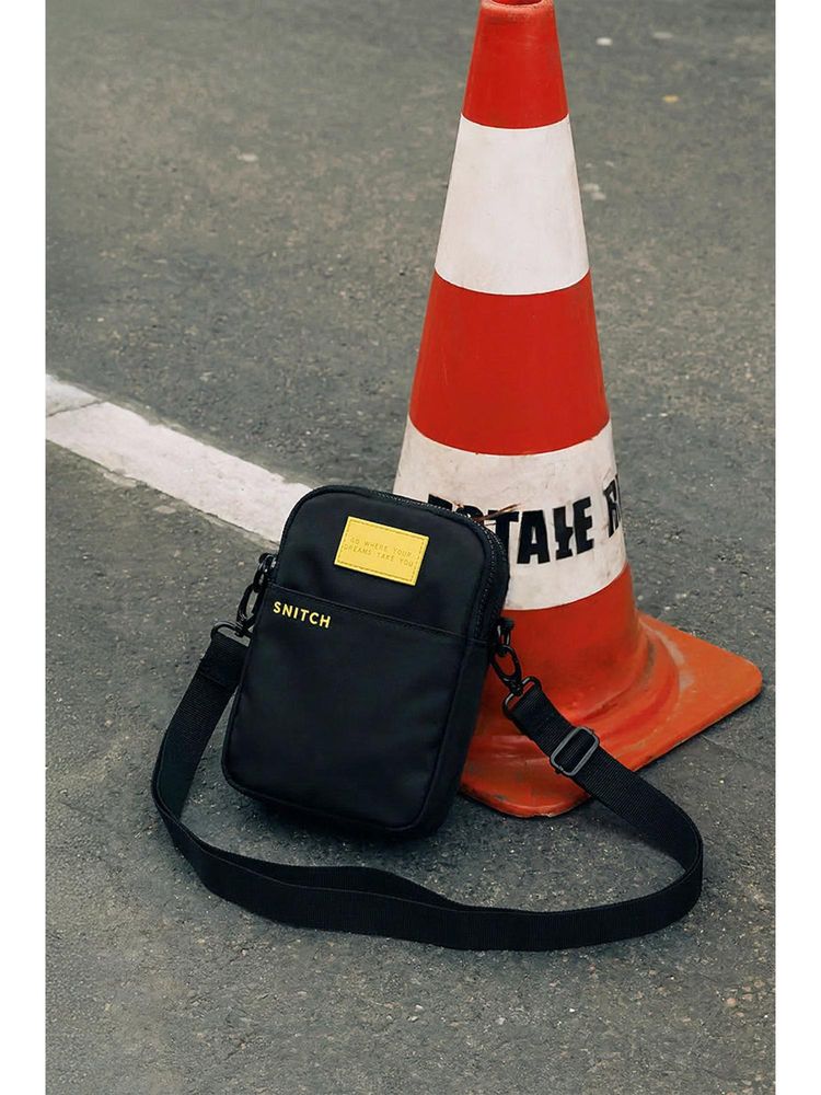 Snitch Black Sidekick Crossbody Bag-picture-20