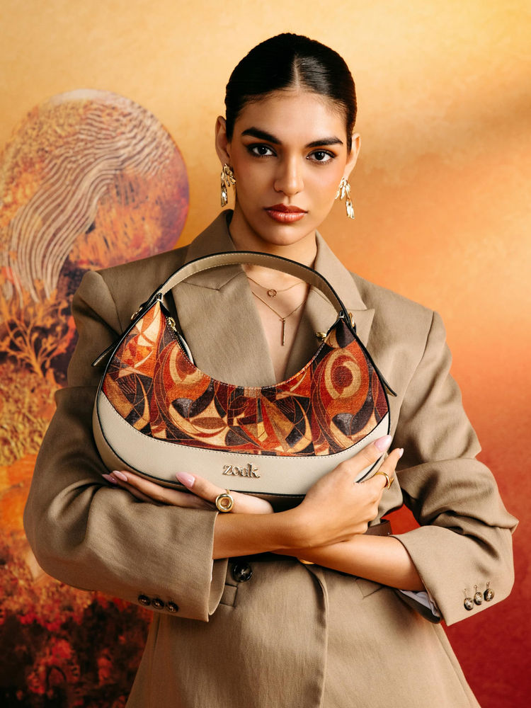 Zouk Beige Vanya Crossbody Shoulder Bag In Auric Print-image-17
