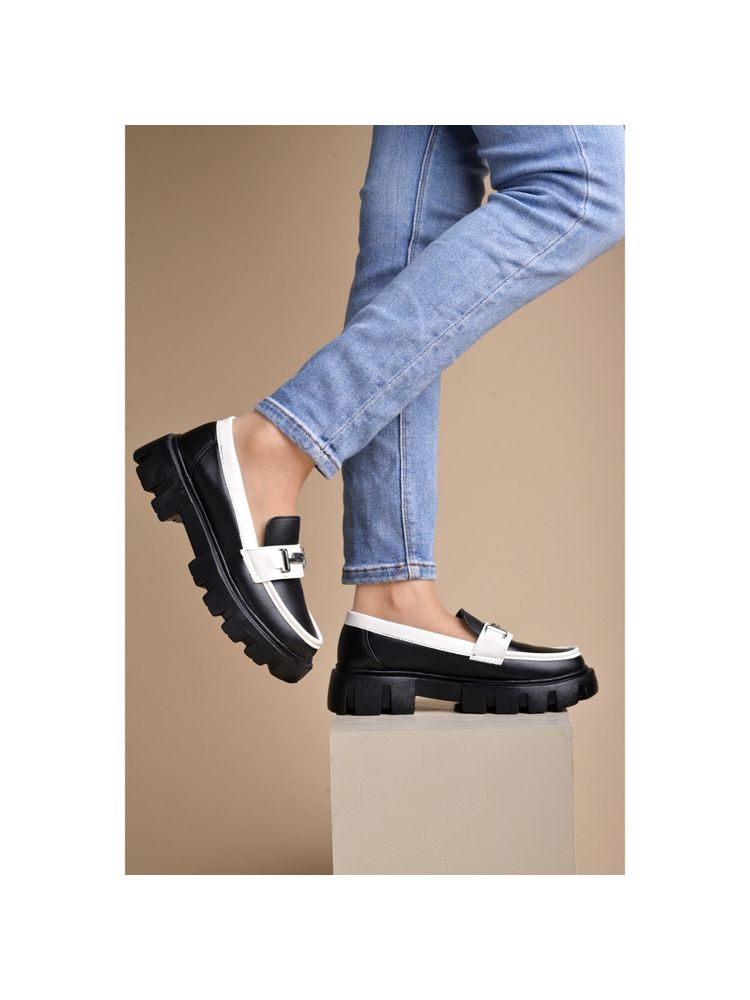 Shoetopia Front Buckle Detailed Black Loafers for Women & Girls-picture-40