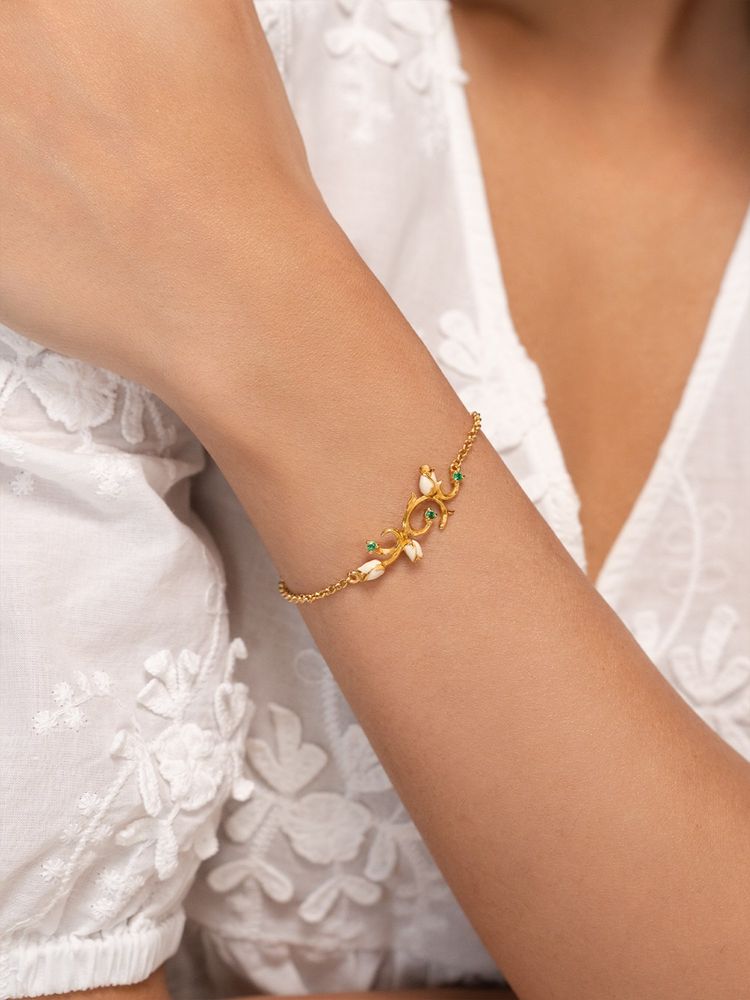Shaya by CaratLane Women 925 Silver Sevti White Rose Crafted Gold Plated Bracelet-image-48