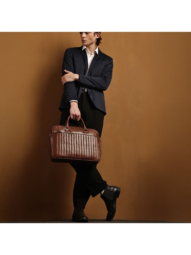 Gauge Machine Unisex Tan 16 Inch Laptop Bag with Detachable Strap-image-30
