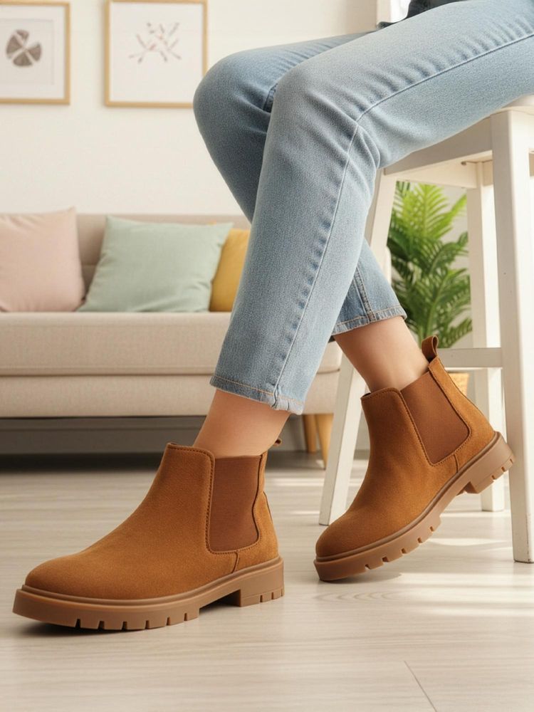 Carlton London Womens Suede Chelsea Boots with Elastic Side Panel-picture-19