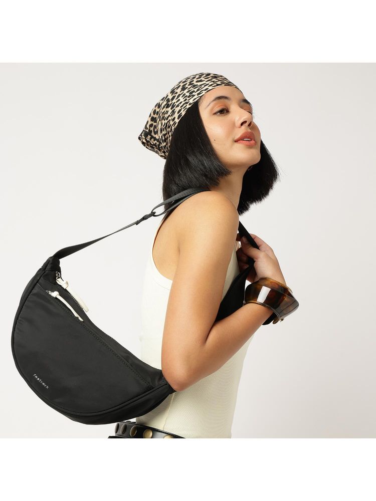 Fastrack Women Urban Curve Sling Bag - Black-image-41