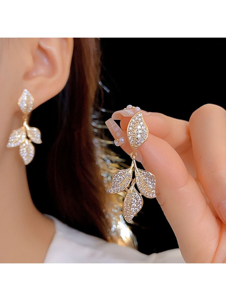 ESTAILO FASHION Golden Dewdrop Leaf Earrings-image-22