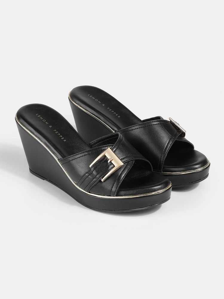 Lemon & Pepper Women Black Wedges-picture-28