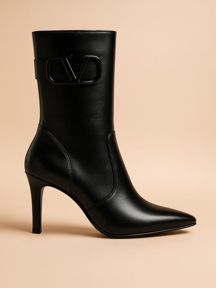VALIOSAA Women Black Casual Boots-image-11
