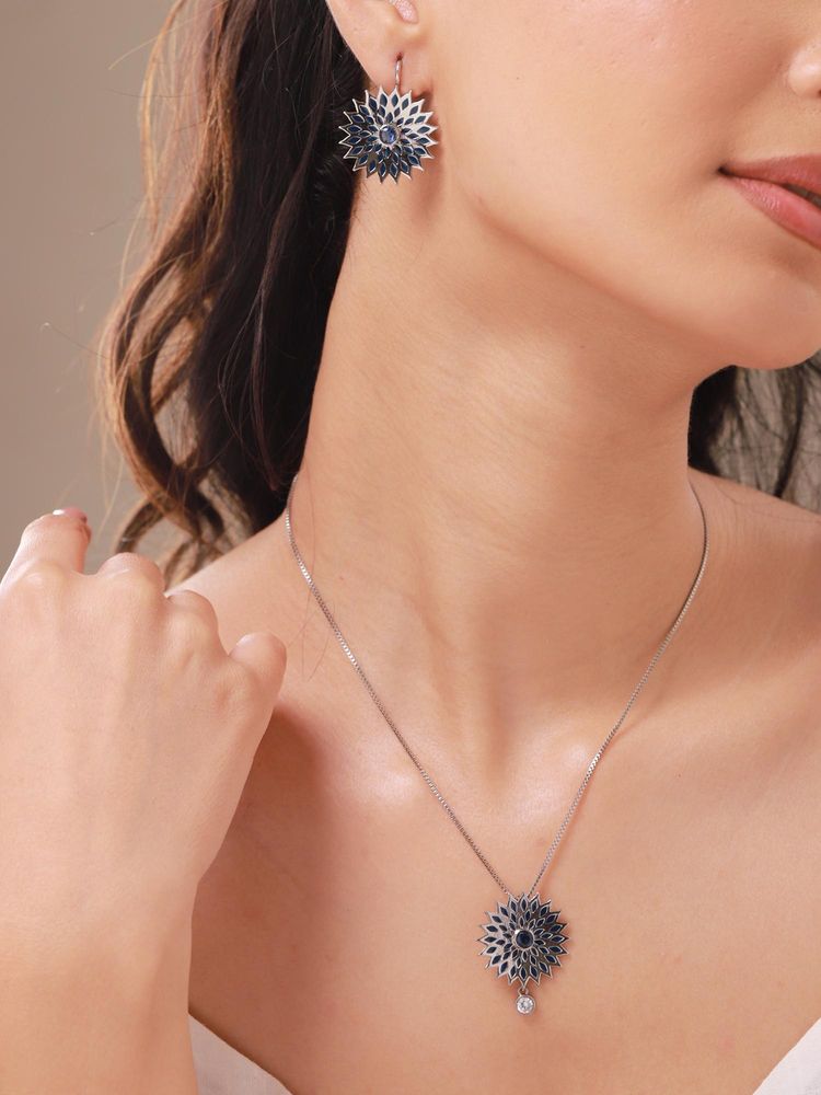 Voylla Blue Fractals In Nature Quantum Bloom Necklace Set-picture-25