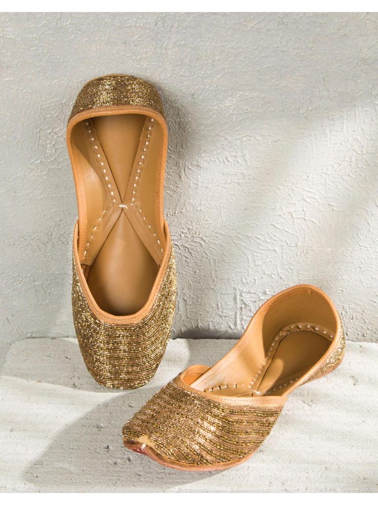 fabindia fashion Fabindia Gold Leather Hand Embroidered Juttis-picture-48
