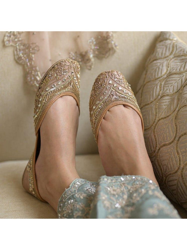 Coral Haze Noor Gold Juttis-picture-12