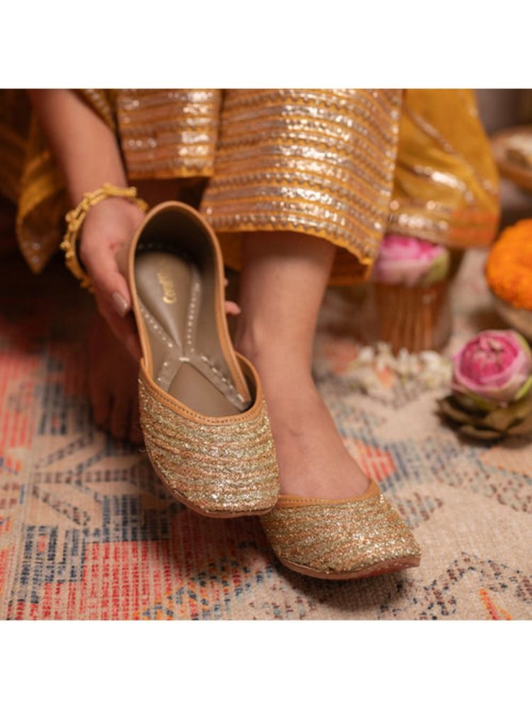 Coral Haze Women Beige Damak Juttis-image-19