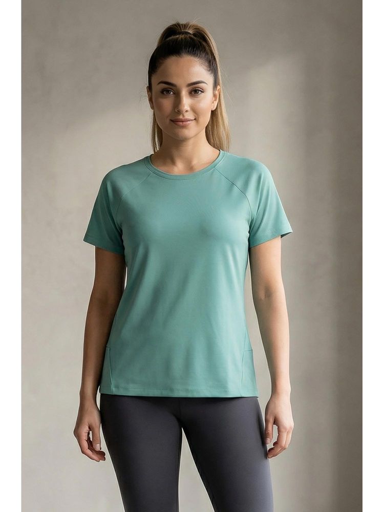 Zivame Zelocity Quick Dry Relaxed Top - Malachite Green-picture-23