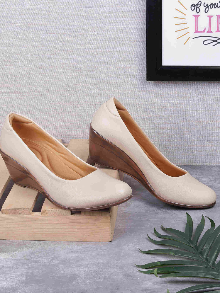 Mochi Women Beige Casual Pumps-image-47