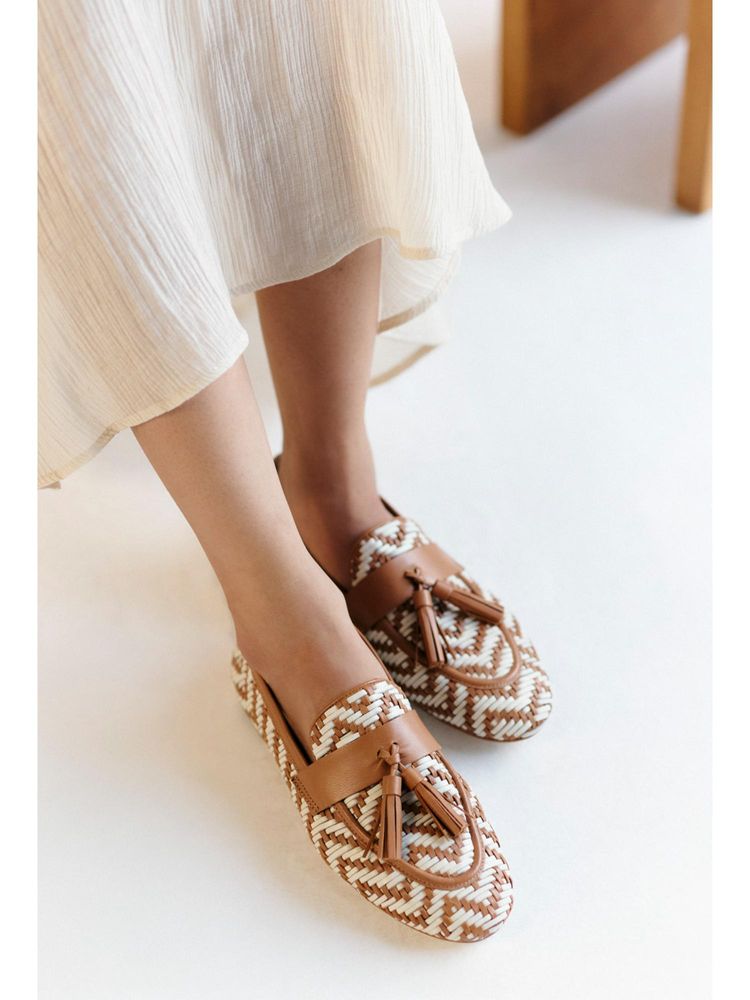 Vanilla Moon Women Ottynn Moccasins - Tan-picture-39