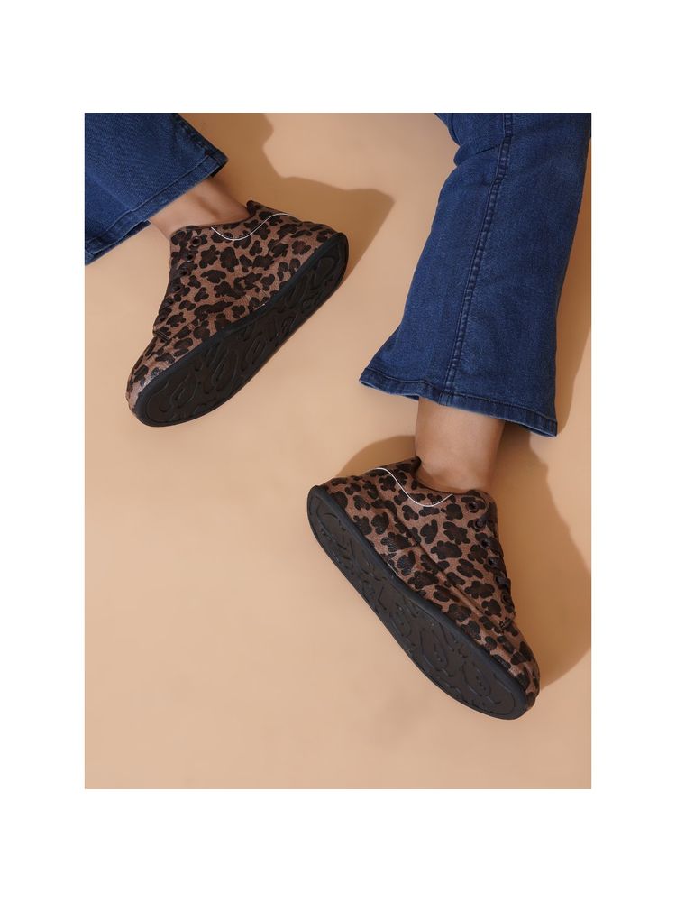 The White Pole Women's Brown Casual Sneakers-image-47