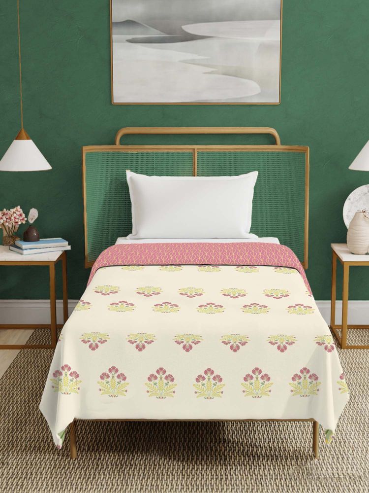 Urban Space Cotton Malmal Bed Ac Dohar Blanket, Reversible, Malhar Yellow-image-3
