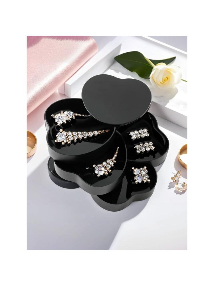 UMAI Heart-Shaped Jewellery Organiser, Black