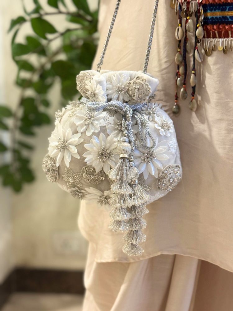 SG By Sonia Gulrajani Celeste Ivory Floral Drawstring Potlis-image-16