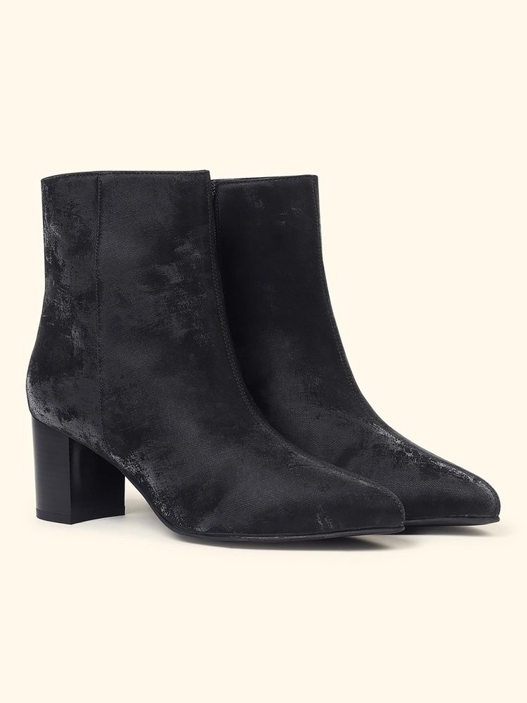 Yoho Women Black Boot 108 Casual Boots-picture-20