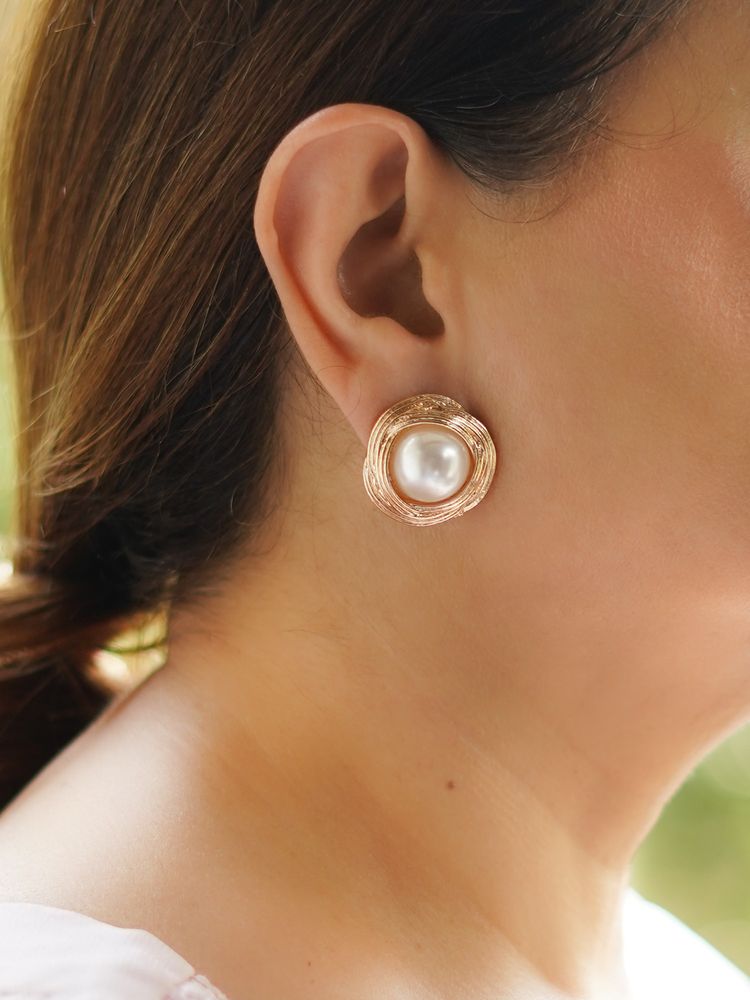 Kraft Smiths Pearl Golden Stud Earnings-picture-10