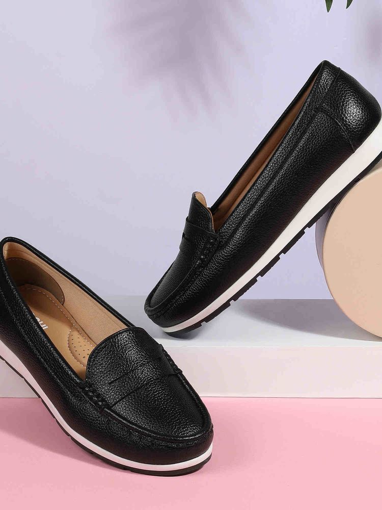 Mochi Black Synthetic Round Toe Loafers-image-42