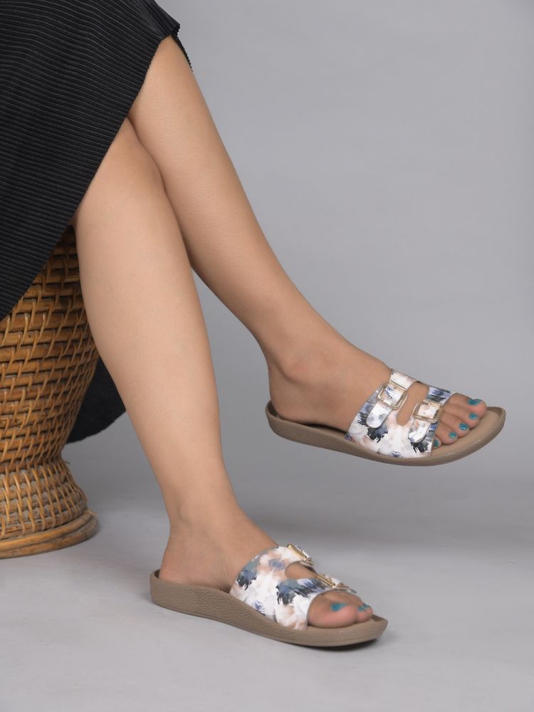 SHUZ TOUCH Women abstract print Comfort Sandals Multi-Color-image-5