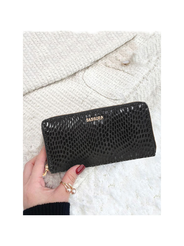 Sassora Women Trendy Black Genuine Leather RFID Wallet (4 Card Slots) (M)-picture-15