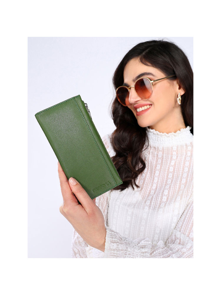 Sassora Women Green Genuine Leather RFID Wallet (7 Card Slots) (M)-picture-19