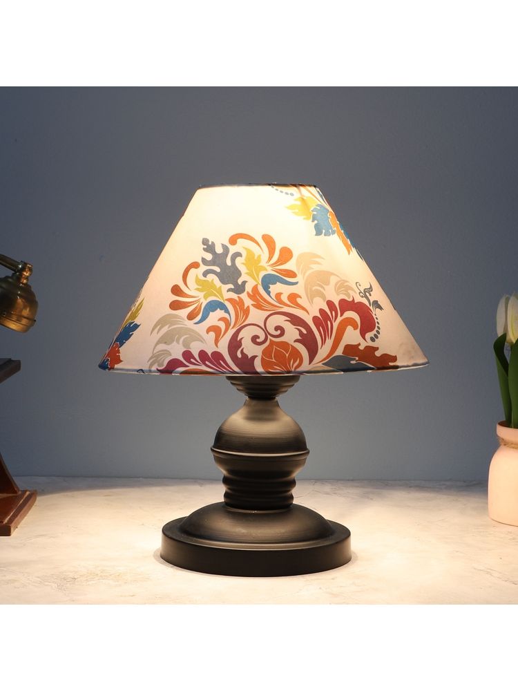 Tu Casa White Urban Radiance Black Metal Table Lamp For Home Decoration-image-36