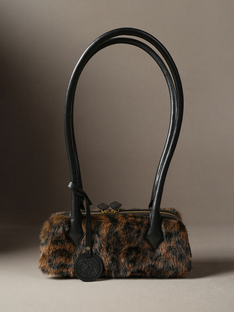 Theater Leona Brown Shoulder Bag-picture-27