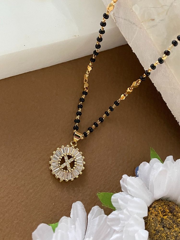 Digital Dress Room X Letter Alphabet American Diamond Round Pendant Short Name Mangalsutra Design-picture-22