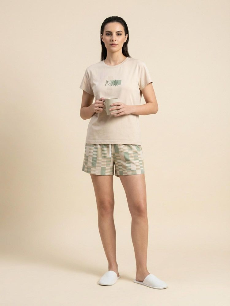 Sweet Dreams Womens Graphic Printed Shorts With Printed Cream-picture-17