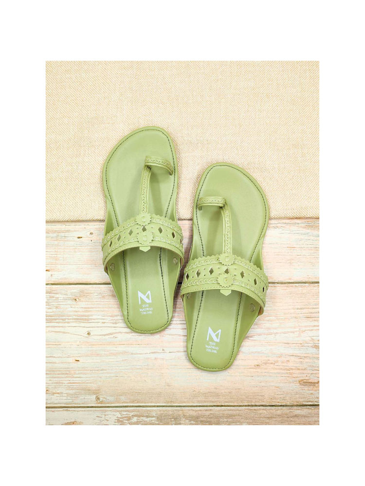 The Madras Trunk Women Haiku Festive Flat Kolhapuri Green-picture-13