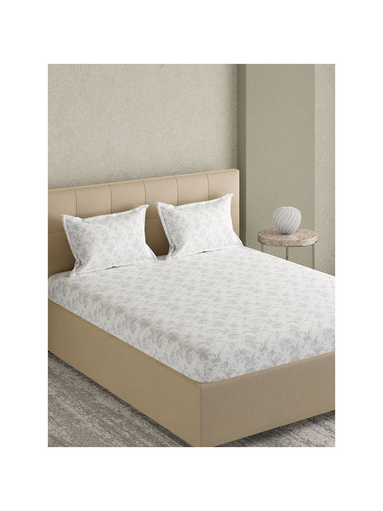 GM Floral White Jacquard Cotton Bedsheet With 2 Pillow Covers - Super King-picture-19