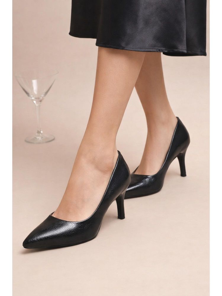 The White Pole Womens Black Gorgeous Pointed Toe Pump Heels-picture-27