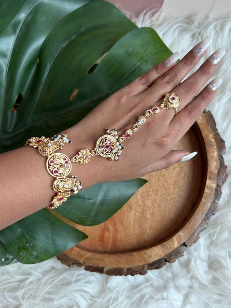 I Jewels Gold-Plated Kundan Studded And Beaded Hathphool Bracelet With Ring-image-47
