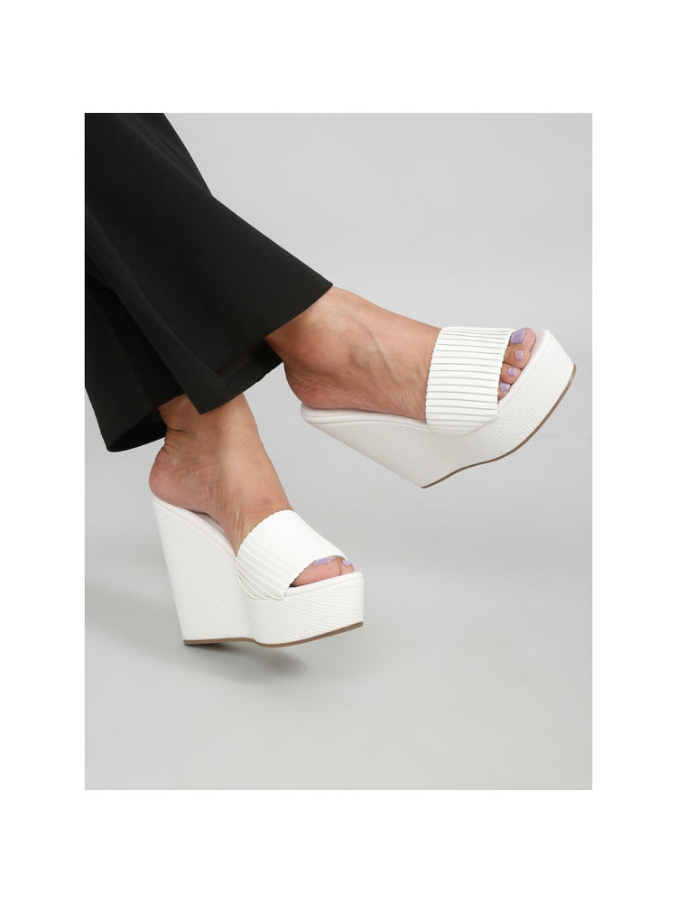 Flat n Heels Women Casual Wedges White-picture-9