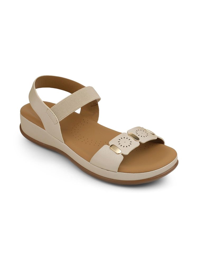 PEPPER Women Cream Sandals-image-5