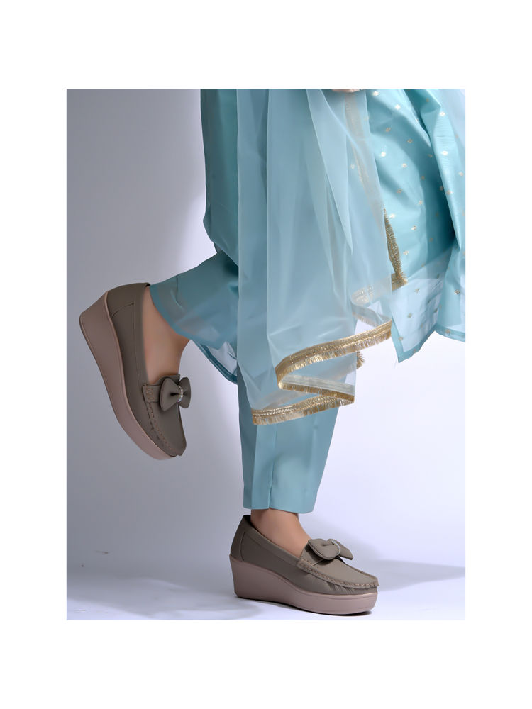 Shoetopia Women Upper Bow Detailed Grey Loafers-picture-13