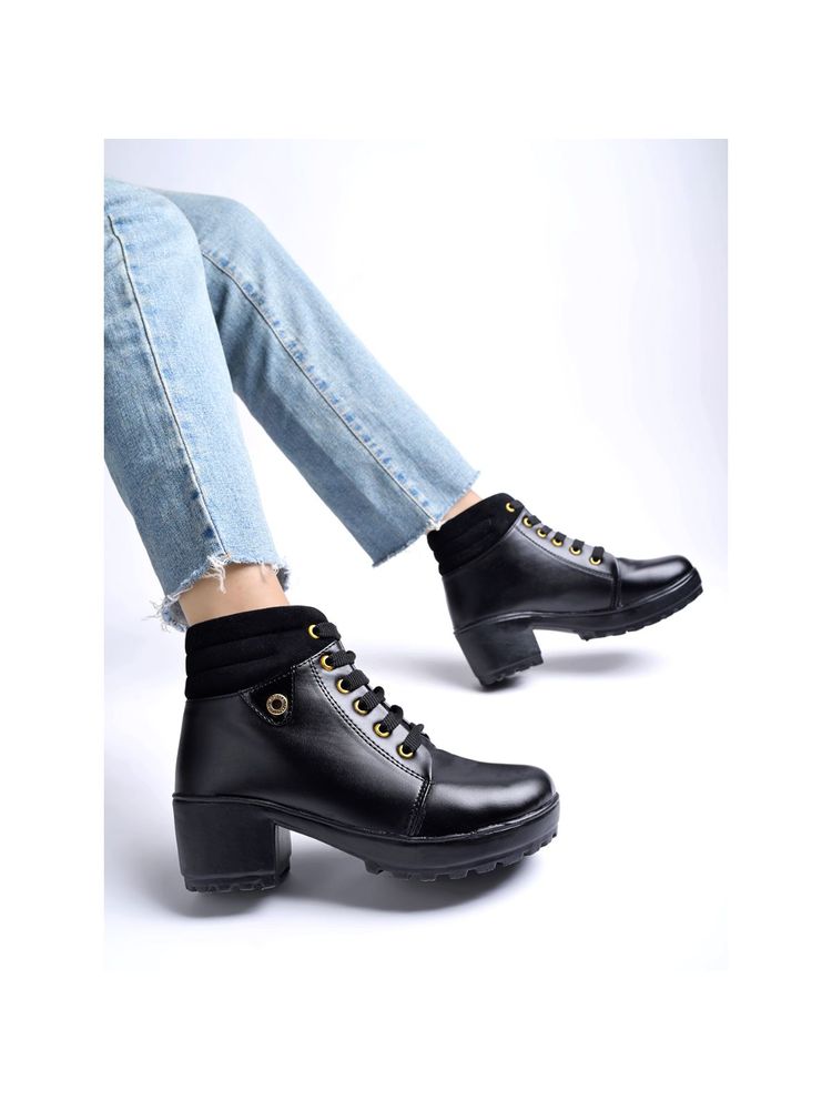 Shoetopia Women Black Block Heeled Boots