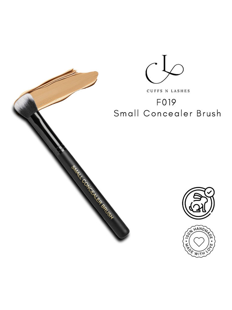CUFFS N LASHES Small Concealer Brush - F019-picture-11