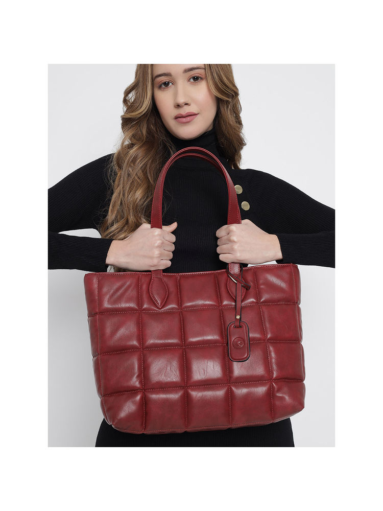 THE GUSTO Amara Quilted Tote-picture-11