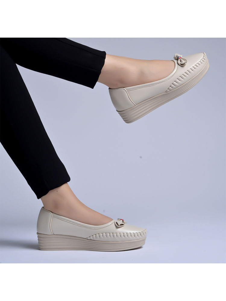 Shoetopia Bow detailed Casual Cream Loafers for Women