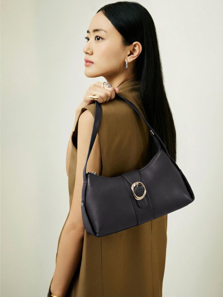 Everpret Spacious Interior Black Ana Minimal Shoulder Bag-picture-23