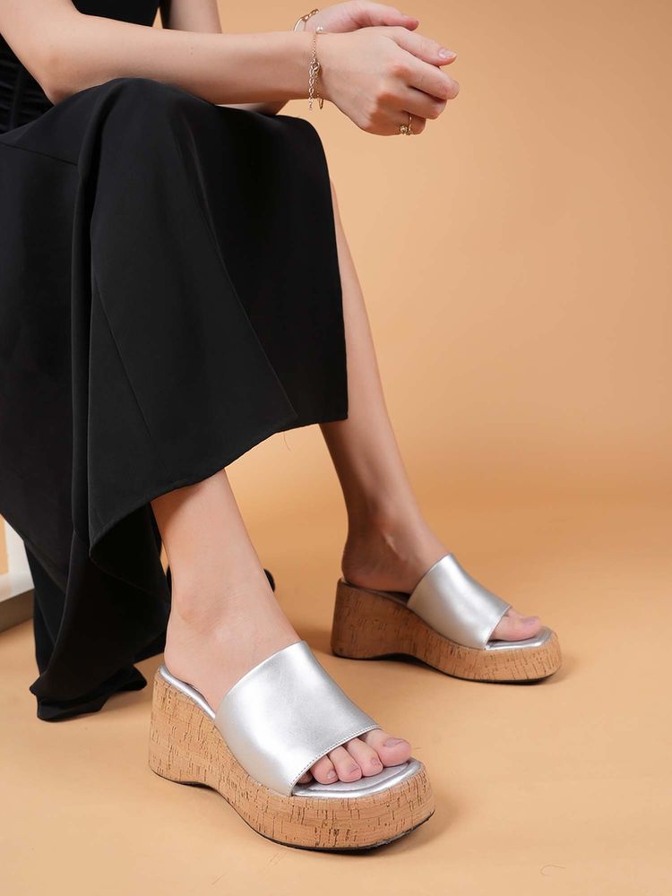 Drop Bold Silver Textured Square Toe Wedges for Women-picture-24