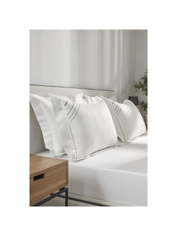 SANSAAR A D'DECOR BRAND LIVE CONSCIOUSLY Solis-White King Bed Sheet with 2 Pillow Covers-image-46
