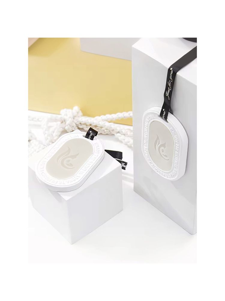The Better Home Frost Fresh Wardrobe Air Freshener (2Pcs)-picture-7